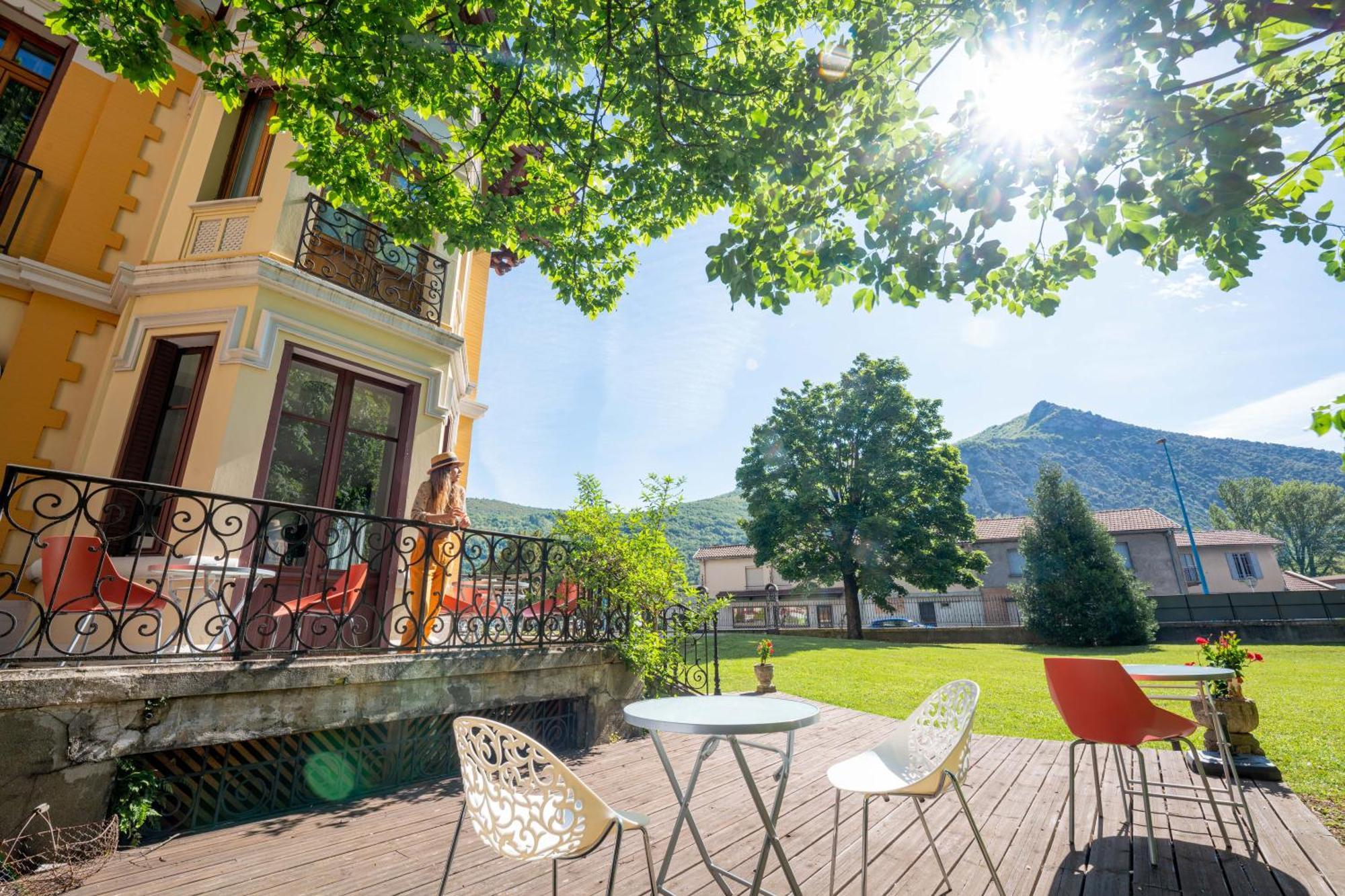 Le Manoir D'Agnes Logis Hotel Restaurant Tarascon-sur-Ariège Dış mekan fotoğraf