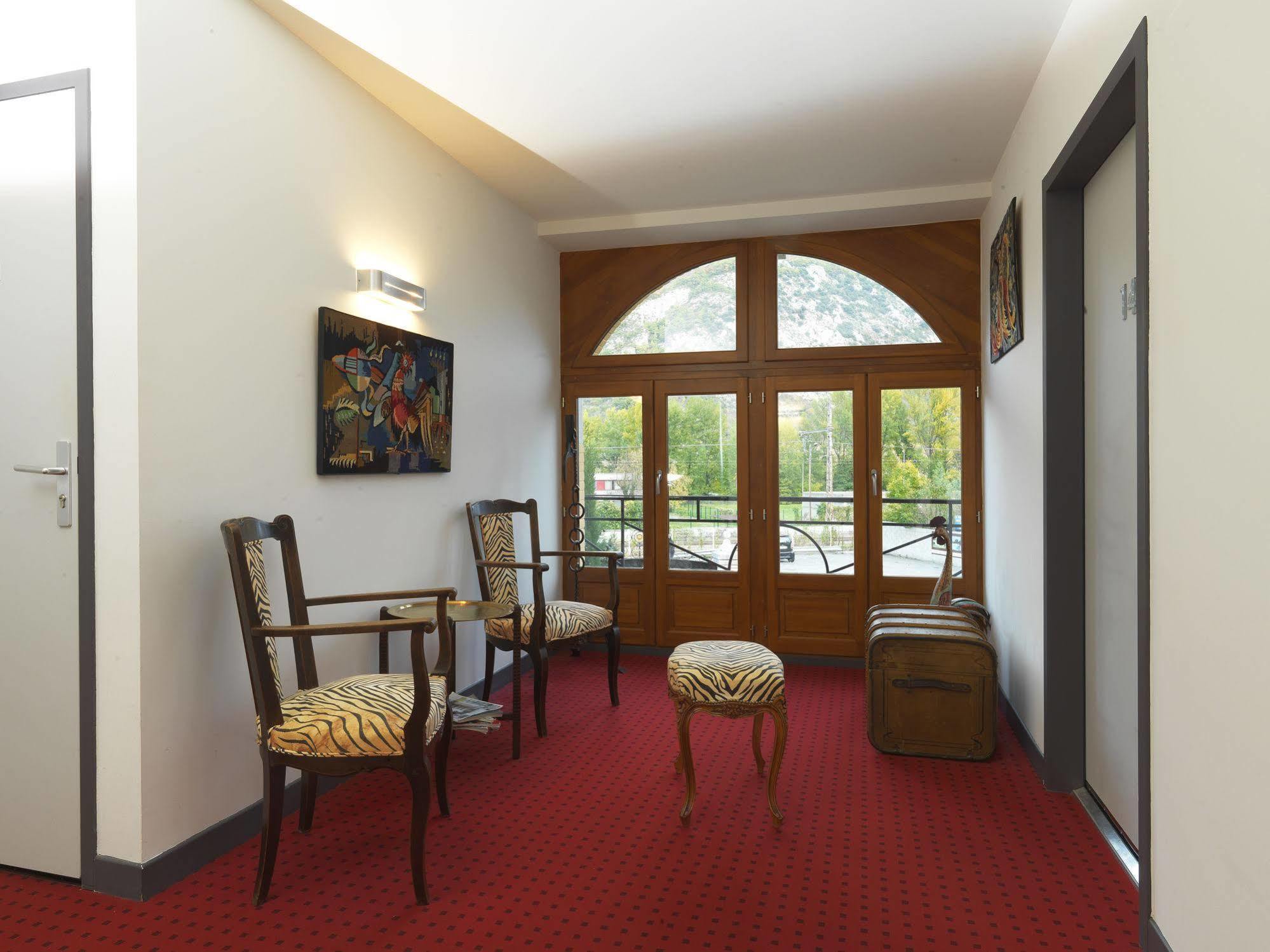 Le Manoir D'Agnes Logis Hotel Restaurant Tarascon-sur-Ariège Dış mekan fotoğraf